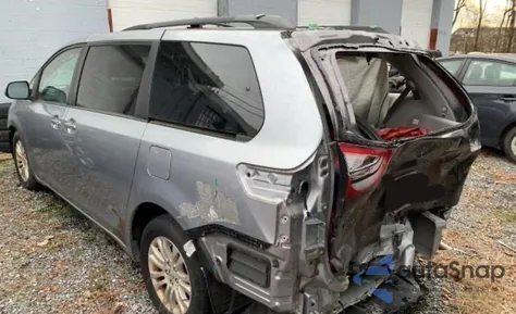 2011 Toyota Sienna Xle из США, поврежденный, VIN 5TDYK3DC7BS072252